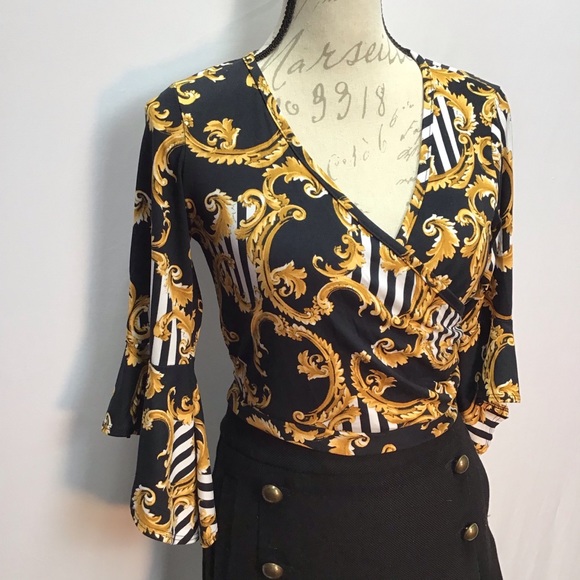 Faux Wrap Scroll Print Top - Picture 3 of 8